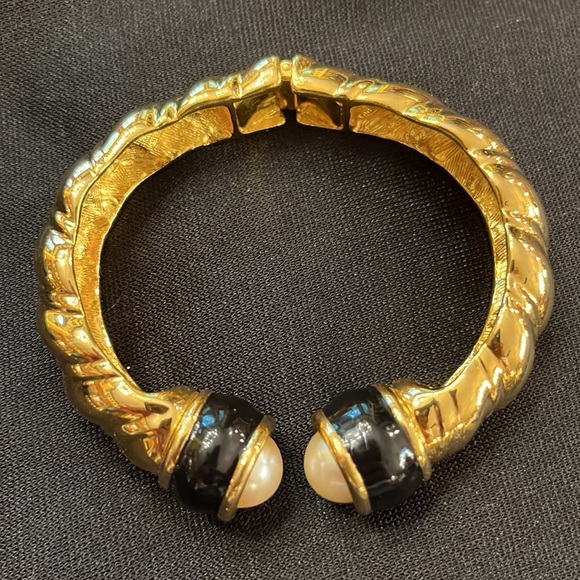 Vintage Joan Rivers Chunky Gold Pearl Clamper Cuff Bracelet Heavy Solid - Picture 2 of 16